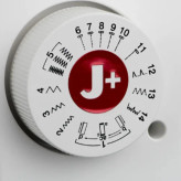 چرخ خیاطی جانتک ۱۴ کاره مدل 1012 پلاس با سوزن نخ کن